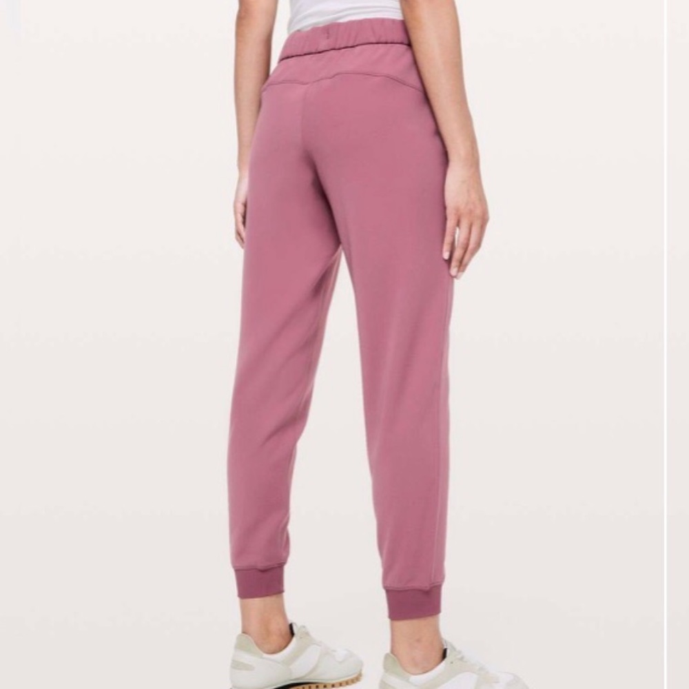 Lululemon On The Fly Jogger Pants Misty Merlot 12